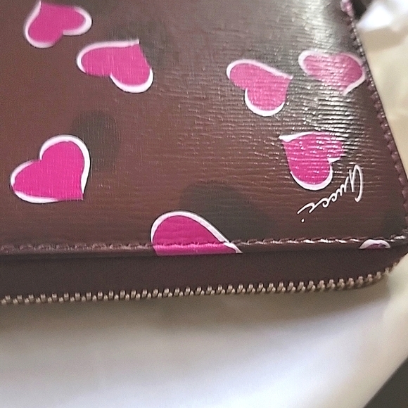 💗 Auth Pink GUCCI Zippy Wallet Heartbeat 💗 - Picture 7 of 7